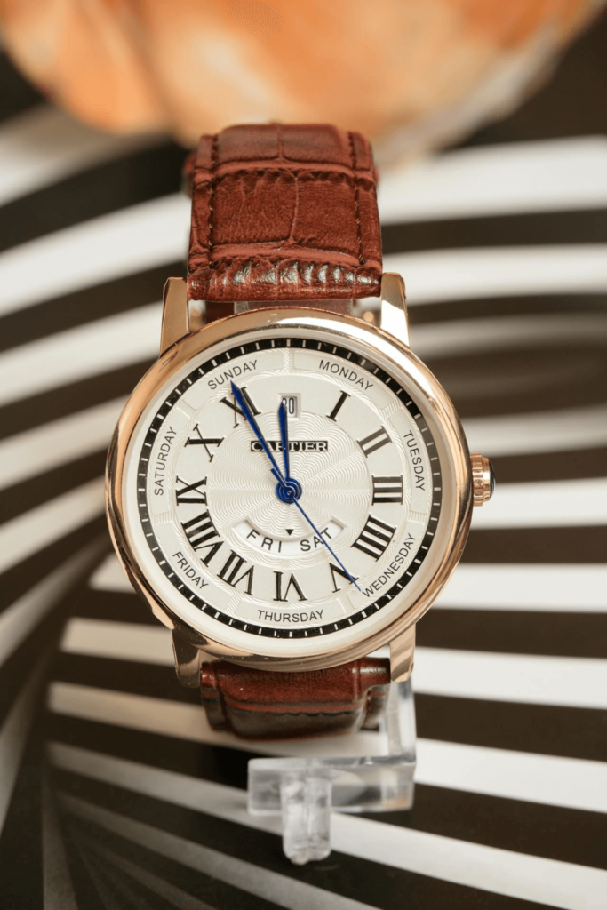 Collecting the cartier santos dumont