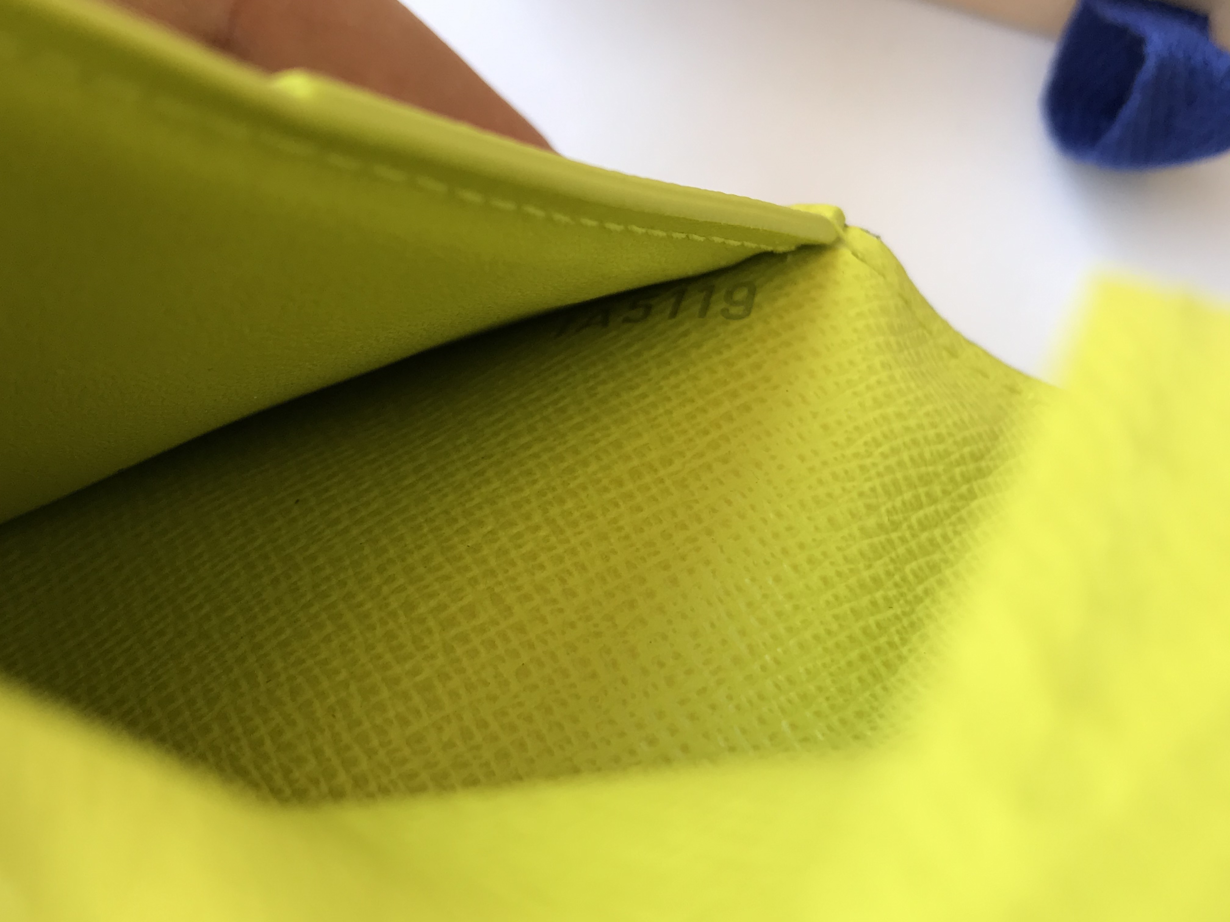Louis Vuitton Pocket Organiser new Green Leather ref.137870 - Joli