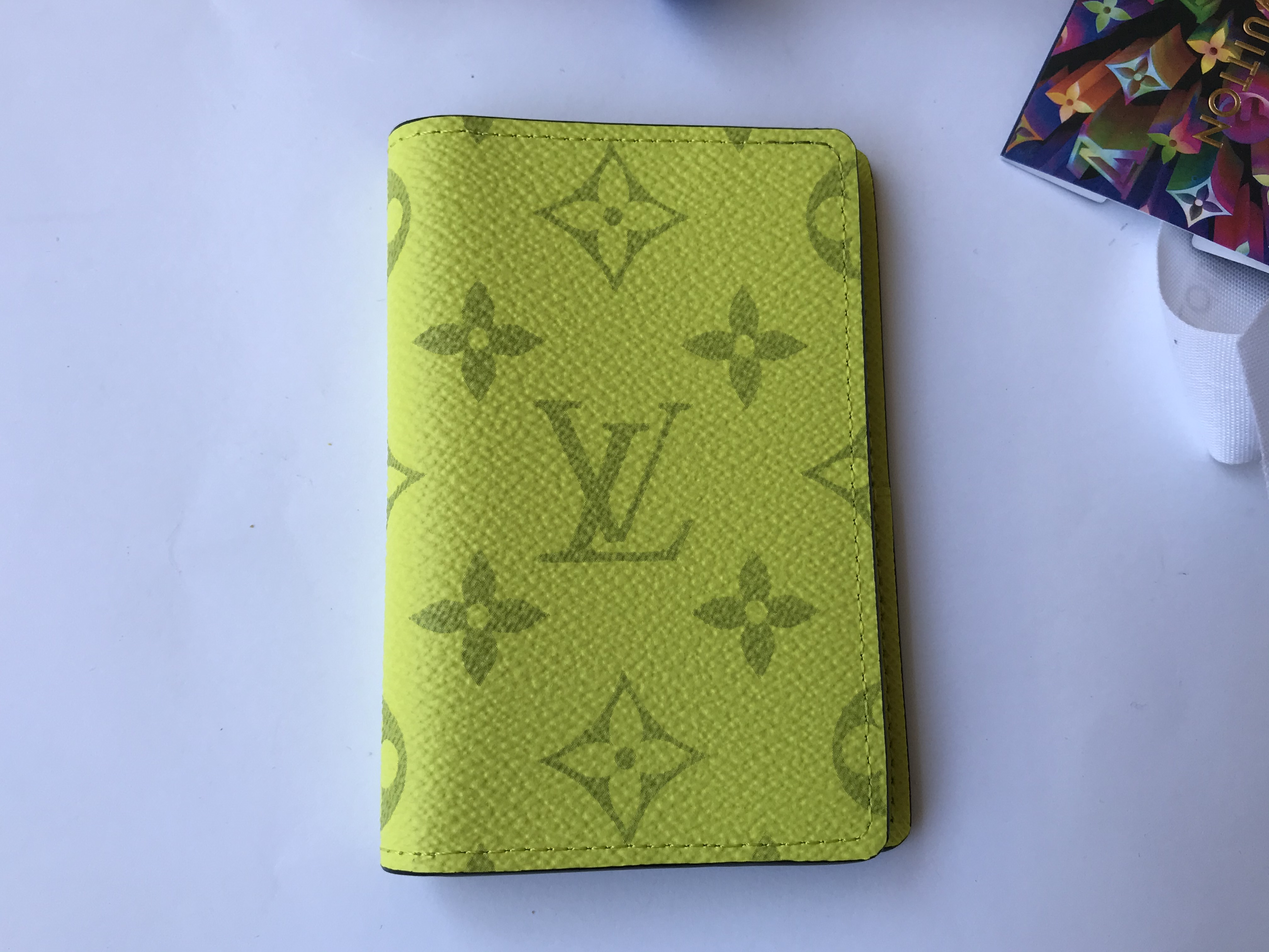 New Louis Vuitton pocket organizer M30318 green Taigarama Jaune monogram -  Louis Vuitton