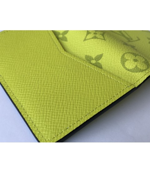 New Louis Vuitton pocket organizer M30318 green Taigarama Jaune monogram