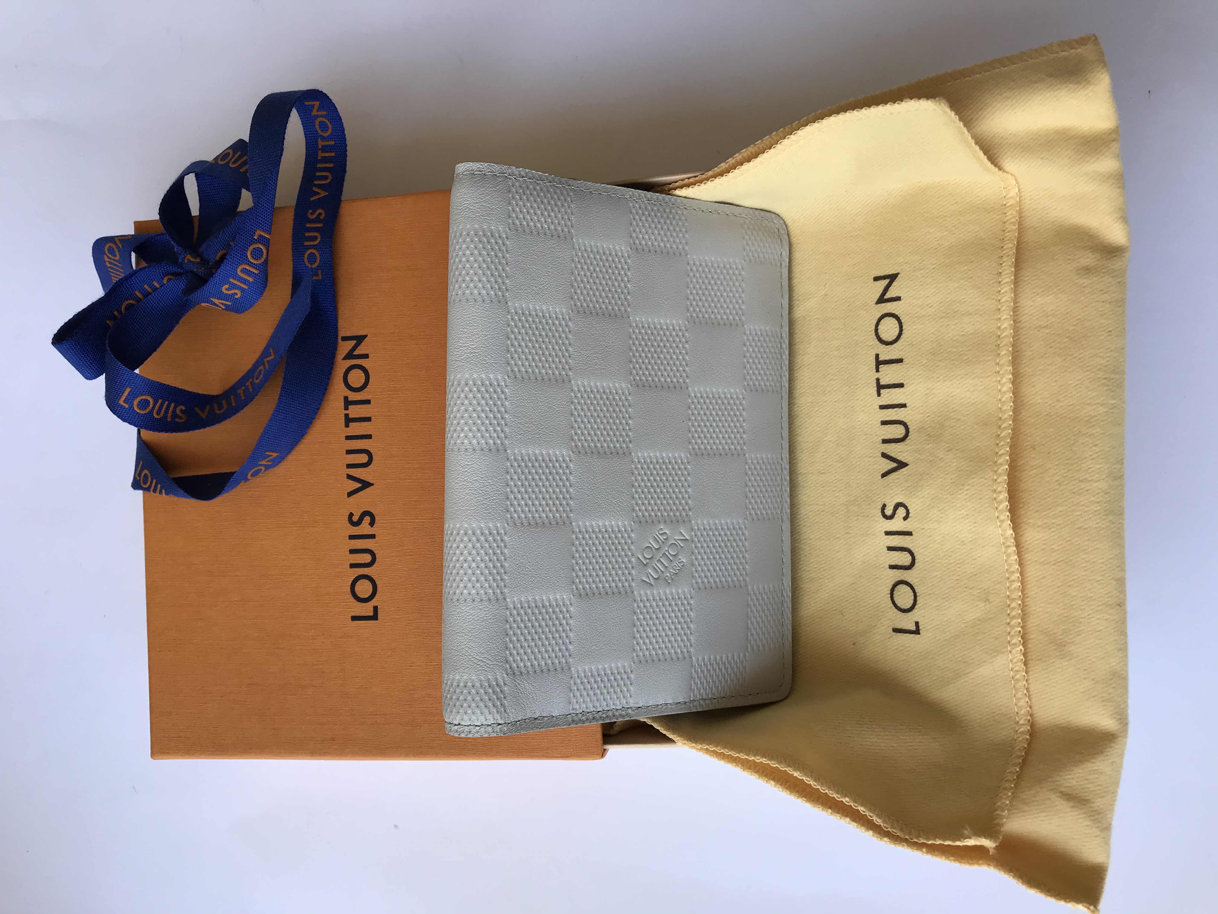 Louis Vuitton Bifold Purse Damier Azur Leather White Men Wallet